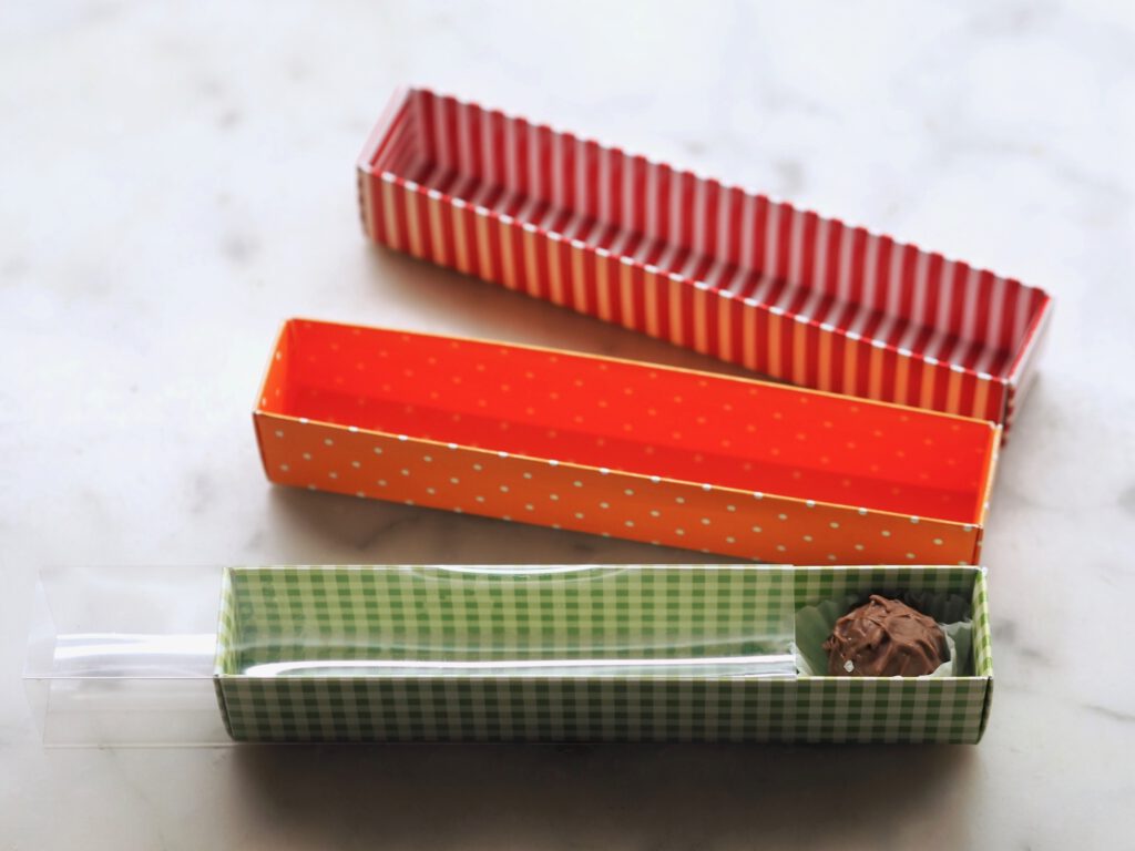 Pralinenstangen Boxen bunt