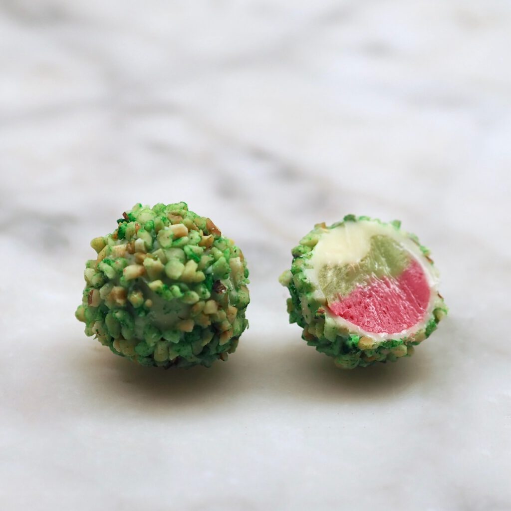 Himbeer-Pistazien-Trüffel